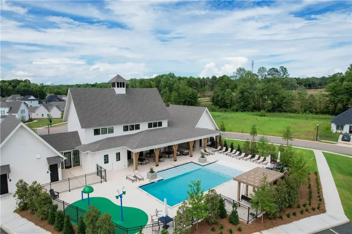 288 Summer Street, Opelika, Alabama 36804