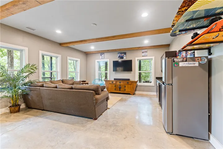 211 Long Branch Drive, Dadeville, Alabama 36853