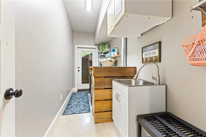 211 Long Branch Drive, Dadeville, Alabama 36853
