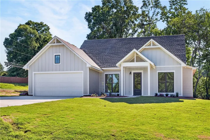 75 Lee Road 2058 N/a, Salem, Alabama 36874