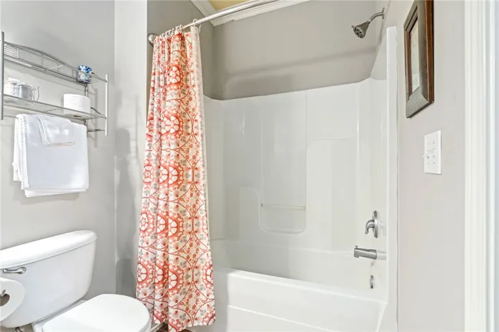 836 W Glenn Avenue, Auburn, Alabama 36830