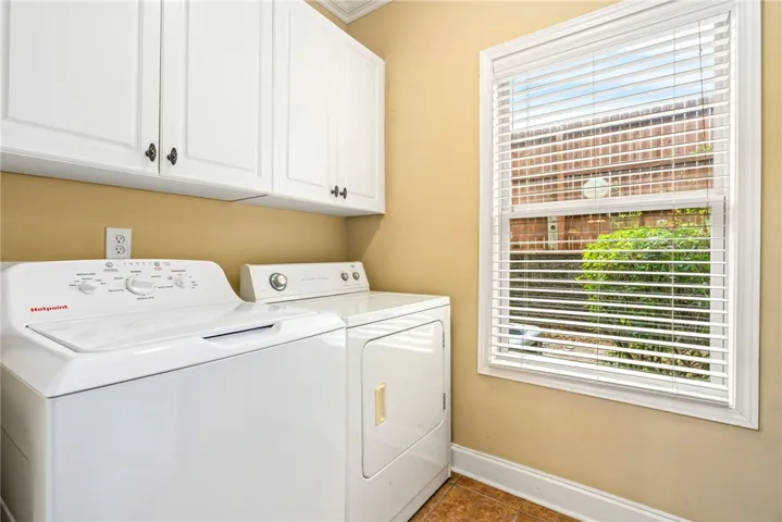836 W Glenn Avenue, Auburn, Alabama 36830