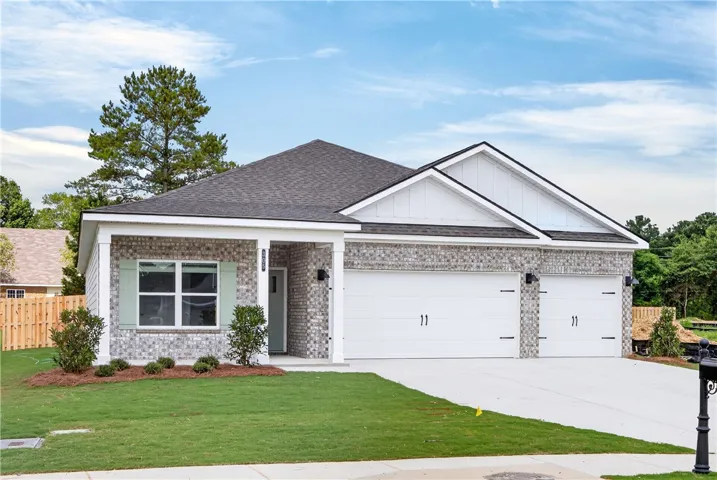 305 Nicklaus Court, Auburn, Alabama 36830