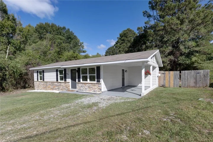 2899 Lamb Road, Smiths Station, Alabama 36877
