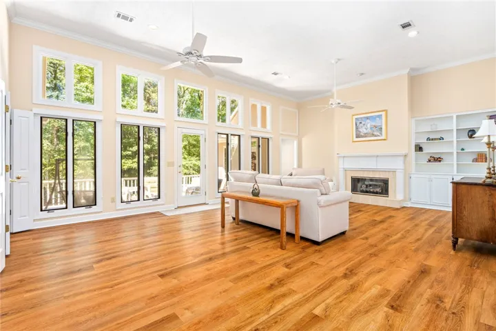 638 Woody Drive, Auburn, Alabama 36832