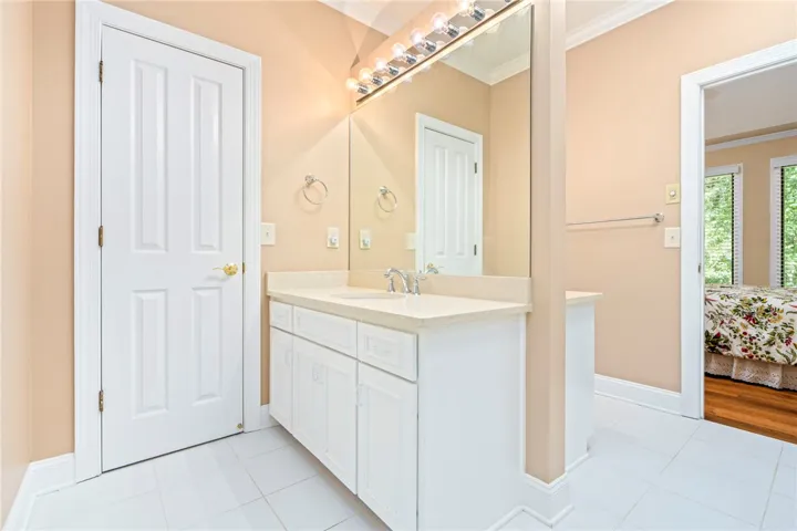 638 Woody Drive, Auburn, Alabama 36832