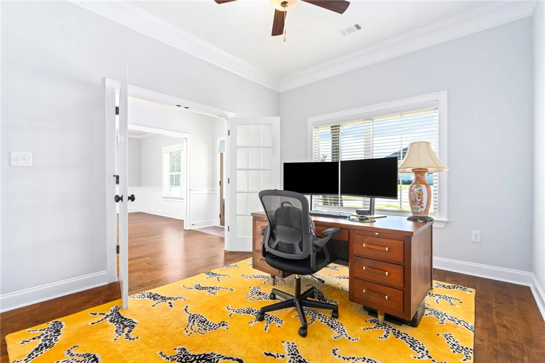 Office / flex space