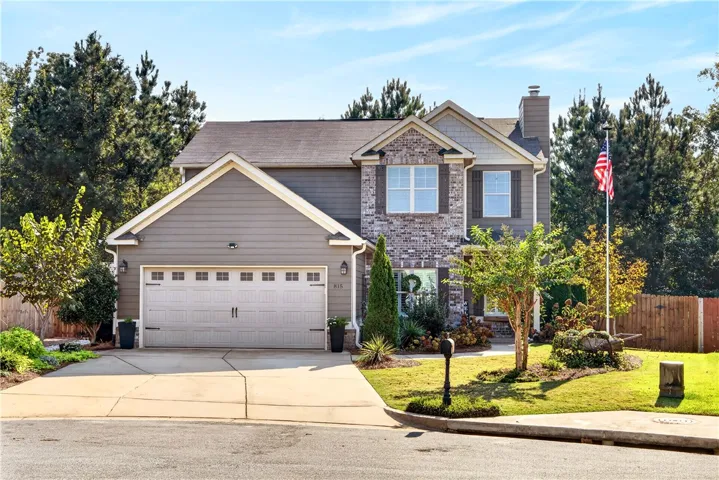 815 Lori Lane, Opelika, Alabama 36804