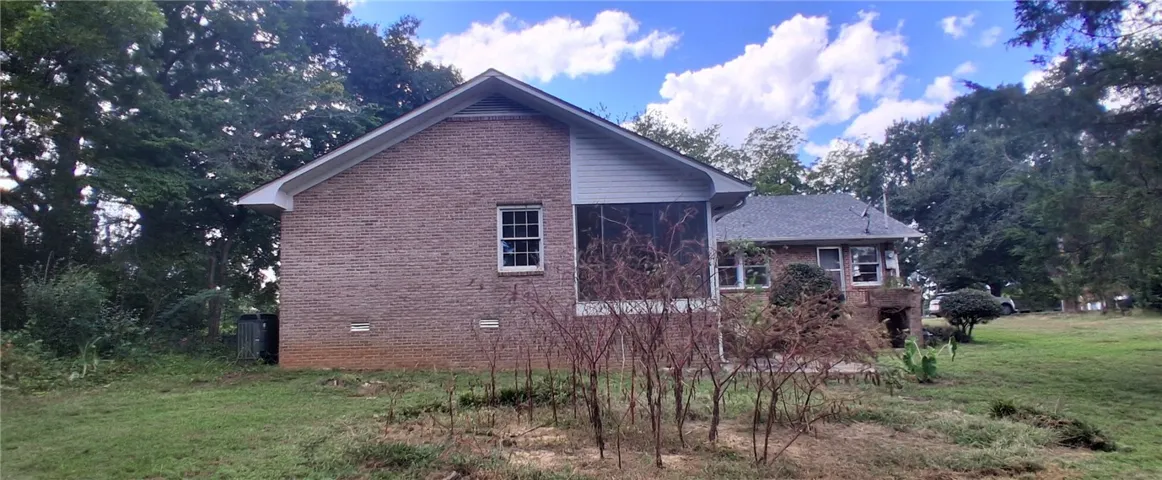 37 2nd Street Sw, Ashland, Alabama 36251