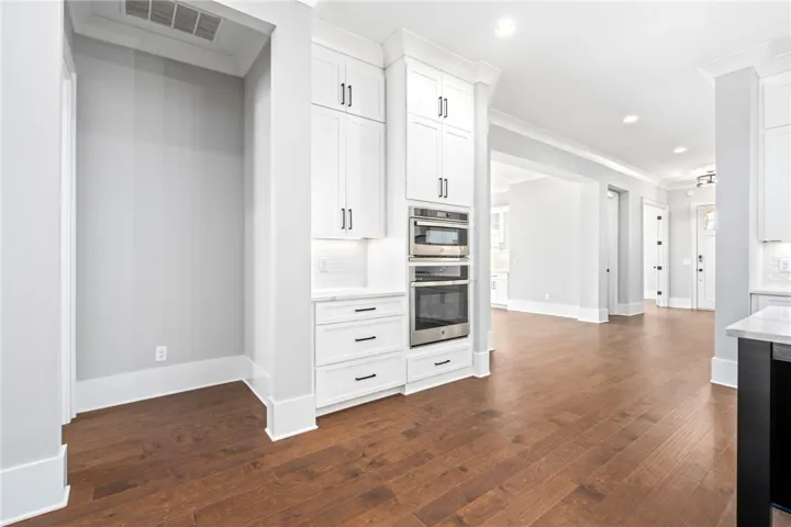 WALL OVEN AND MICROWAVE