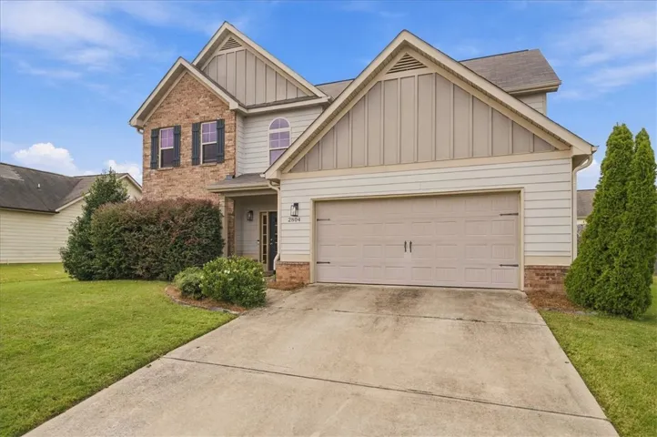 2804 Samantha Lane, Opelika, Alabama 36804