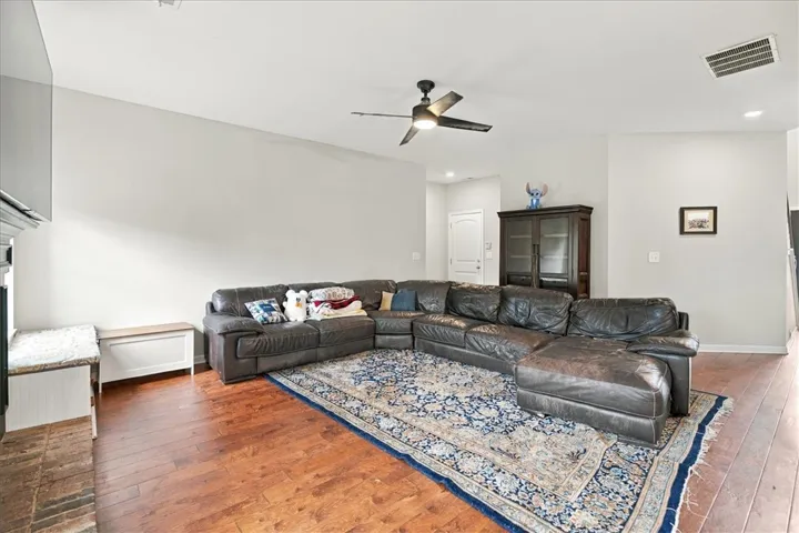 2804 Samantha Lane, Opelika, Alabama 36804