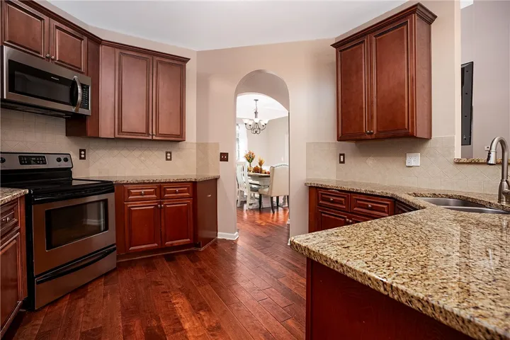 3007 Mckinley Drive, Opelika, Alabama 36804