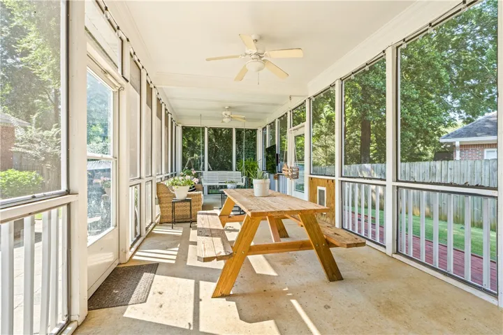 1944 Hillbrook Circle, Auburn, Alabama 36830