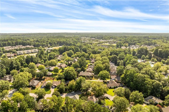 1944 Hillbrook Circle, Auburn, Alabama 36830