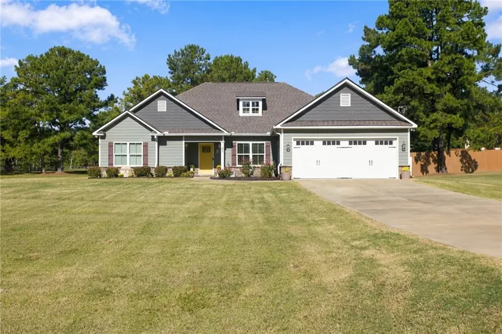 Great yard with sprinkler system