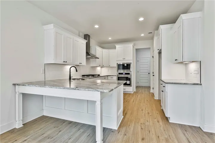 856 Asheton Drive 43, Opelika, Alabama 36801