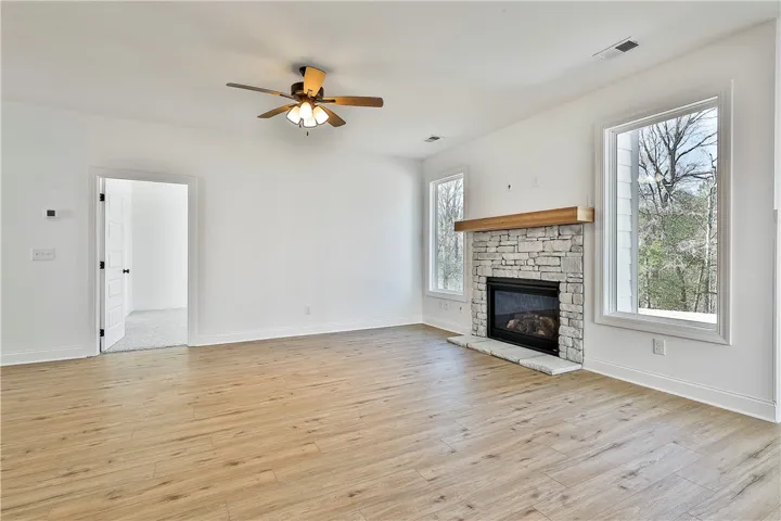 856 Asheton Drive 43, Opelika, Alabama 36801