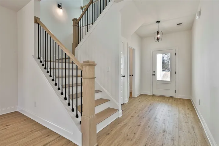 856 Asheton Drive 43, Opelika, Alabama 36801