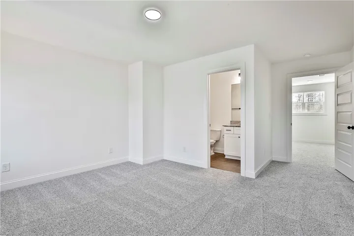 856 Asheton Drive 43, Opelika, Alabama 36801