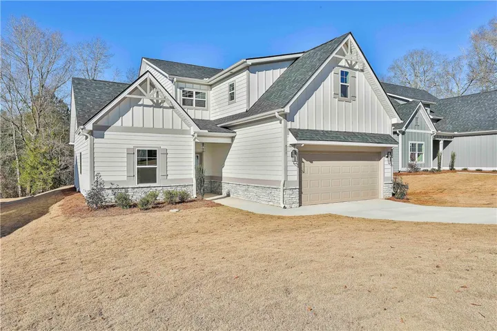 856 Asheton Drive 43, Opelika, Alabama 36801