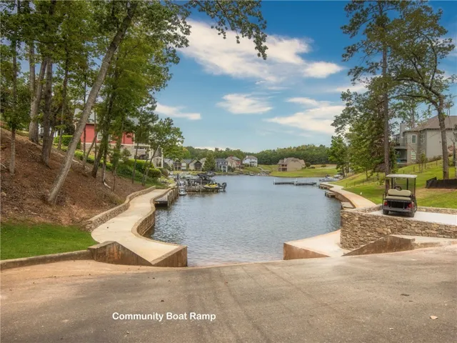 Direct water access is made simple with the convenient community boat ramp.