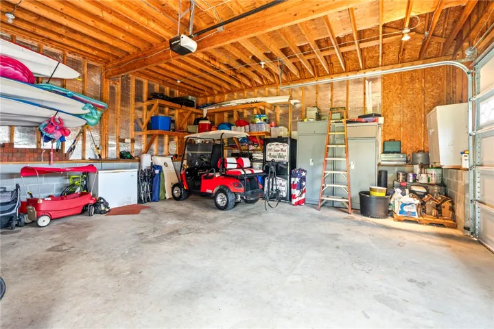 174 Oakview Way, Roanoke, Alabama 36274