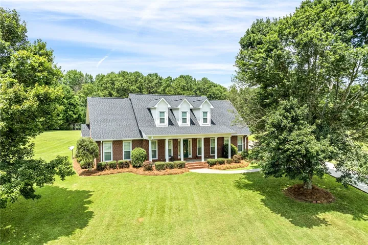 174 Oakview Way, Roanoke, Alabama 36274