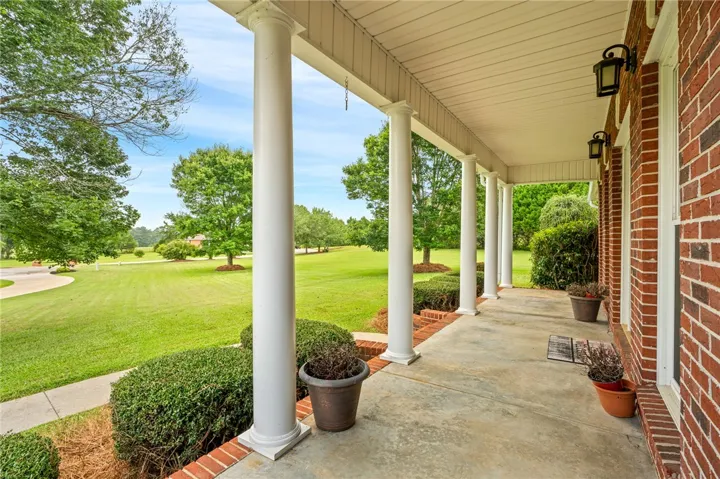 174 Oakview Way, Roanoke, Alabama 36274