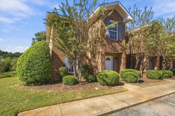 1477 Donahue Drive N 2007, Auburn, Alabama 36830