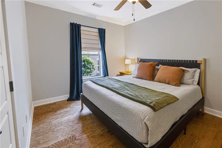 Secondary bedroom