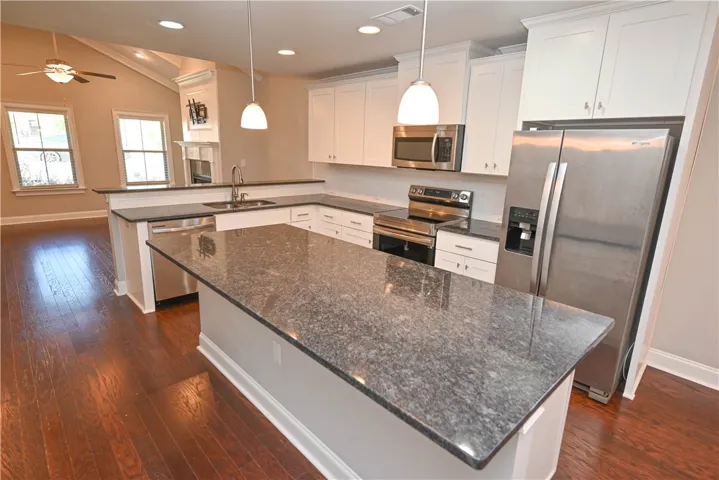 2355 Sherwood Drive, Opelika, Alabama 36081