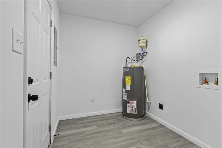Full room with rear yard access