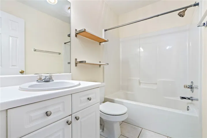 Upstairs guest bathroom