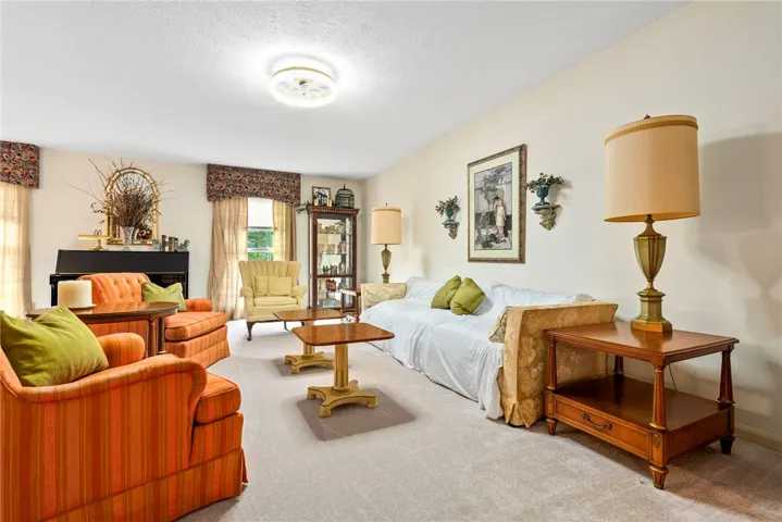 202 N 17th Avenue, Lanett, Alabama 36863