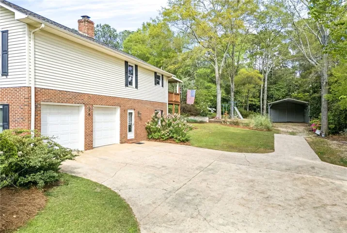 202 N 17th Avenue, Lanett, Alabama 36863