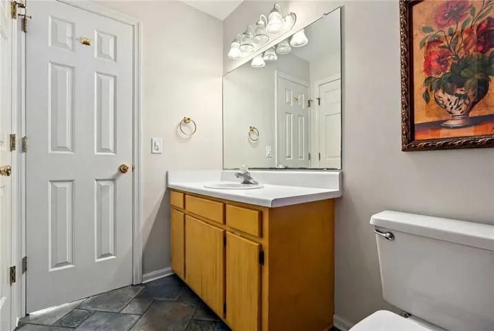 202 N 17th Avenue, Lanett, Alabama 36863