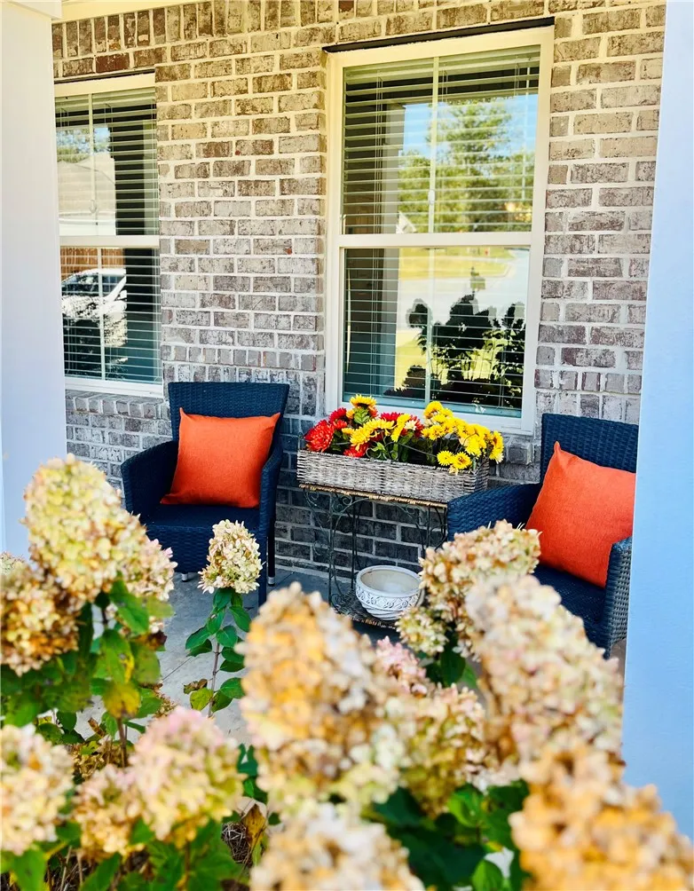 Welcome home. Just imagine your morning coffee or  evening glass of wine while you enjoy your lush landscape and sweet cul-de-sac.