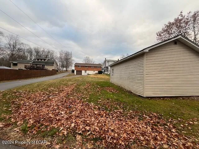58 Spring Street, Weatherly, Pa 18255, 3 Bedrooms Bedrooms, 8 Rooms Rooms,2 BathroomsBathrooms,Residential,For Sale,Spring,24-5809
