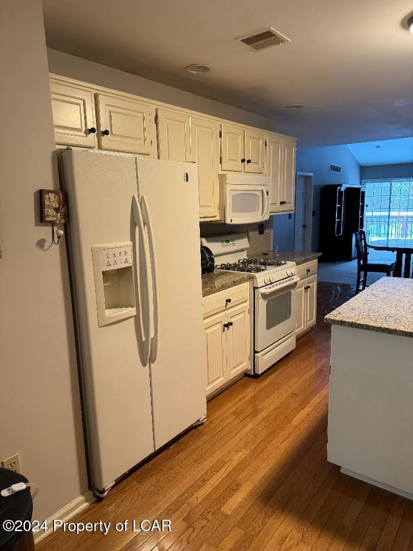 108 E Refuge Drive, Drums, Pa 18222, 2 Bedrooms Bedrooms, 9 Rooms Rooms,3 BathroomsBathrooms,Residential,For Sale,Refuge,24-6143