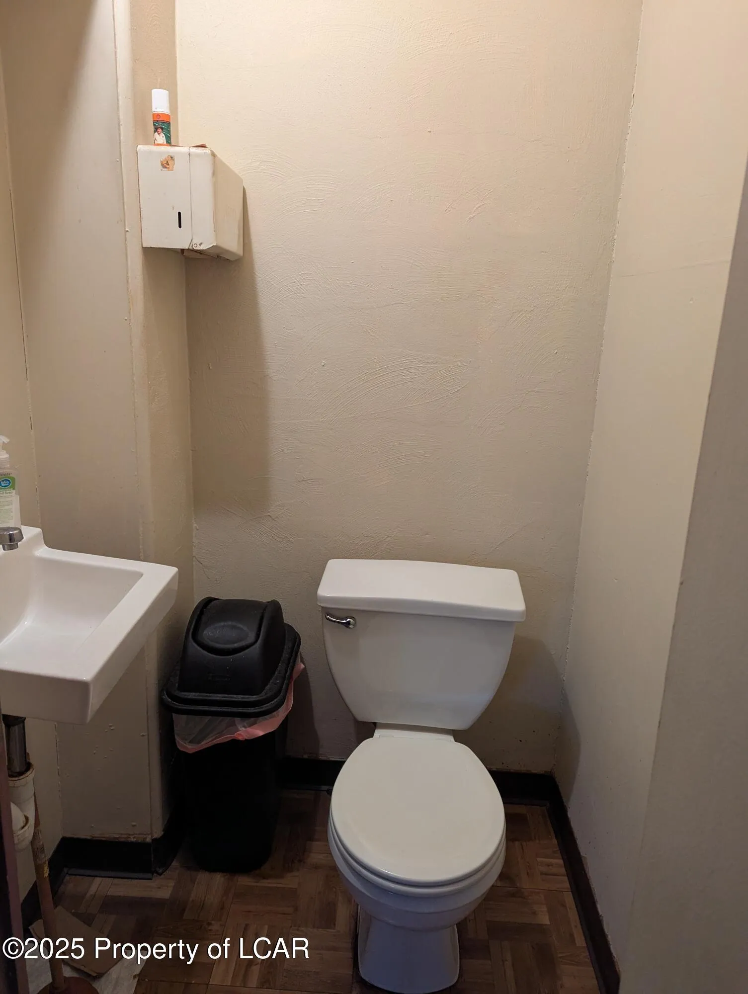 13 Woodward Street, Wilkes-Barre, PA 18705, ,2 BathroomsBathrooms,Commercial Sale,For Sale,Woodward,25-1147