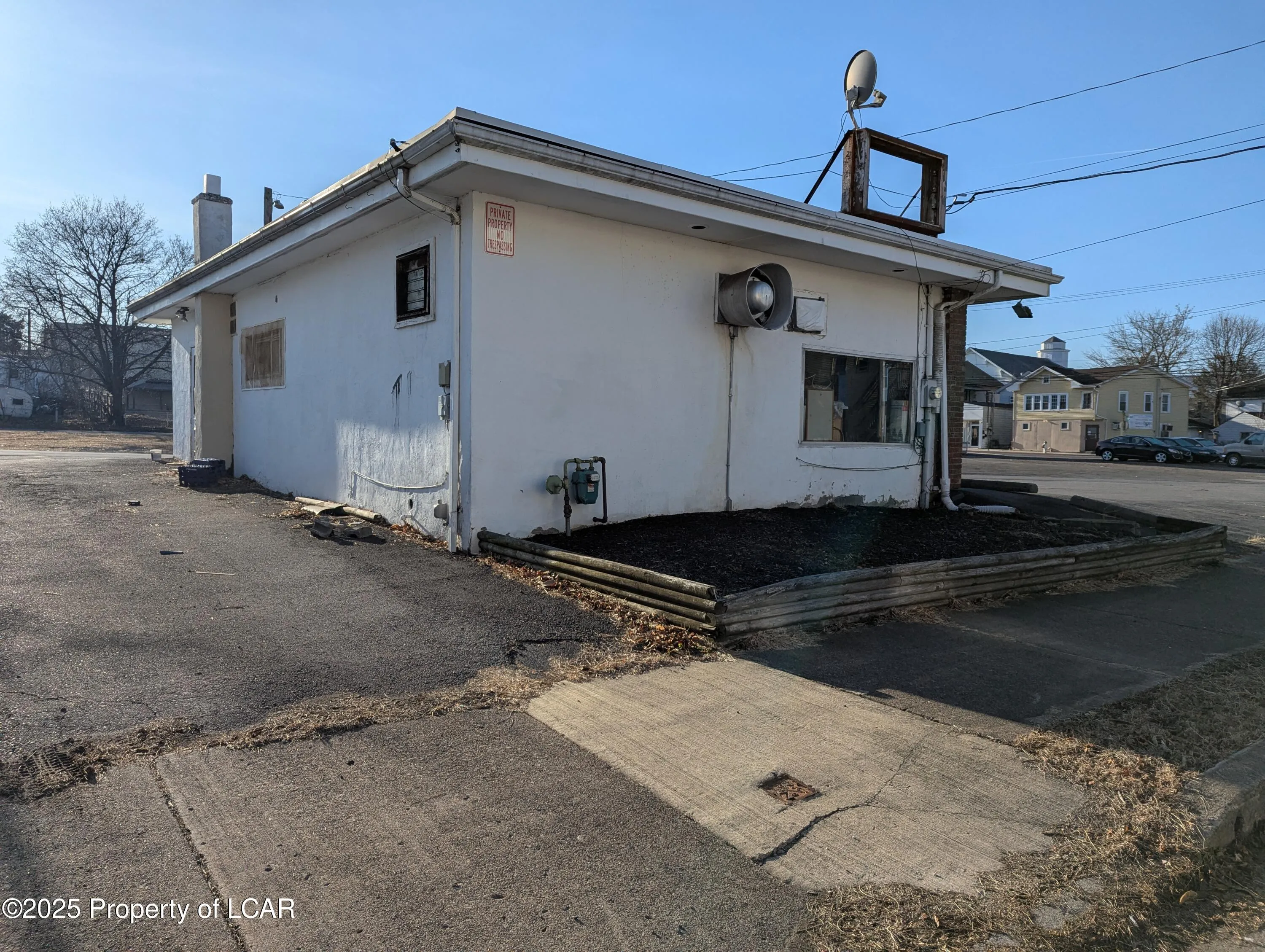 13 Woodward Street, Wilkes-Barre, PA 18705, ,2 BathroomsBathrooms,Commercial Sale,For Sale,Woodward,25-1147