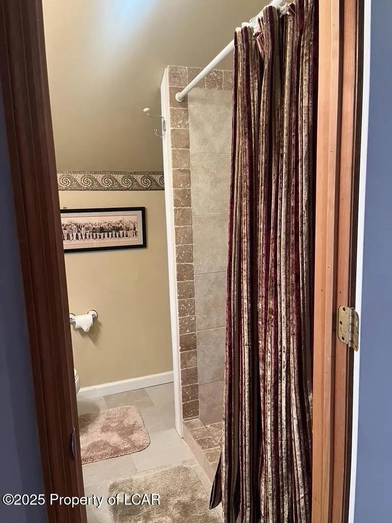 118 & 46 Arapahoe, Hazleton, Pa 18202, 5 Bedrooms Bedrooms, 9 Rooms Rooms,4 BathroomsBathrooms,Residential,For Sale,Arapahoe,25-2057