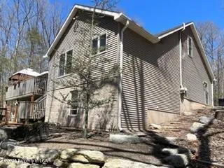 118 & 46 Arapahoe, Hazleton, Pa 18202, 5 Bedrooms Bedrooms, 9 Rooms Rooms,4 BathroomsBathrooms,Residential,For Sale,Arapahoe,25-2057