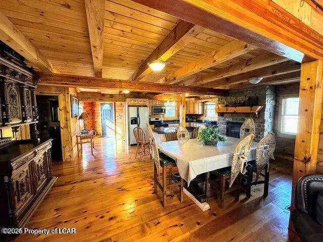 23 Pine Valley Lane, Hazle Twp, Pa 18202, 4 Bedrooms Bedrooms, 10 Rooms Rooms,5 BathroomsBathrooms,Residential,For Sale,PINE VALLEY,25-1885