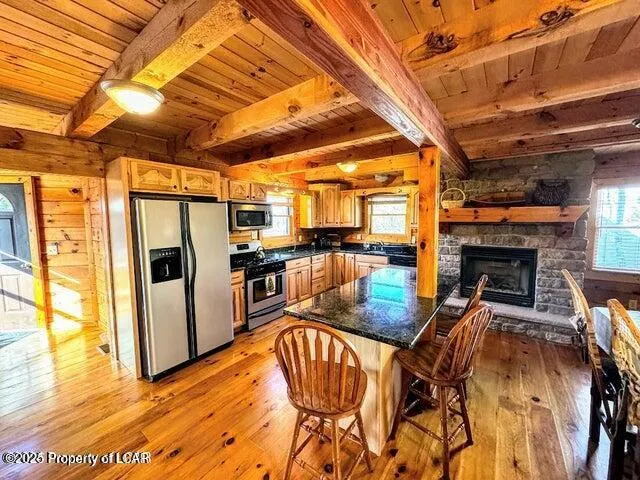 23 Pine Valley Lane, Hazle Twp, Pa 18202, 4 Bedrooms Bedrooms, 10 Rooms Rooms,5 BathroomsBathrooms,Residential,For Sale,PINE VALLEY,25-1885