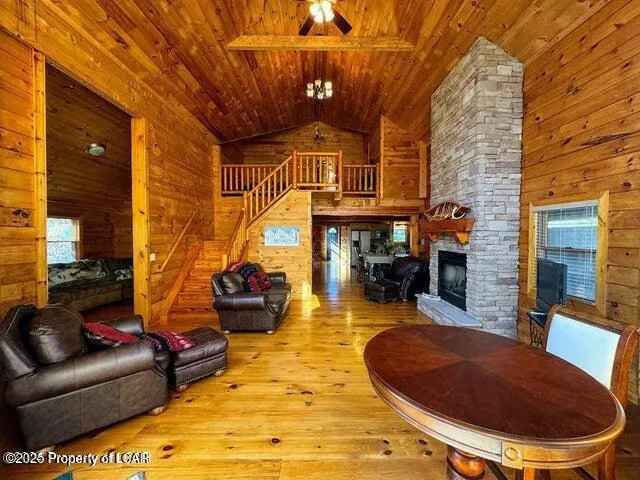 23 Pine Valley Lane, Hazle Twp, Pa 18202, 4 Bedrooms Bedrooms, 10 Rooms Rooms,5 BathroomsBathrooms,Residential,For Sale,PINE VALLEY,25-1885