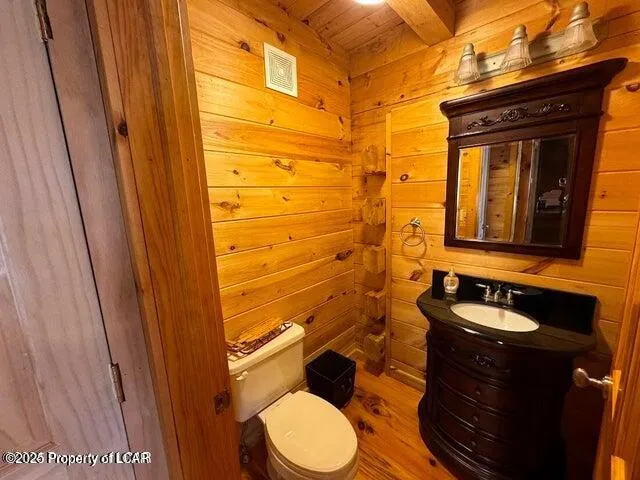 23 Pine Valley Lane, Hazle Twp, Pa 18202, 4 Bedrooms Bedrooms, 10 Rooms Rooms,5 BathroomsBathrooms,Residential,For Sale,PINE VALLEY,25-1885