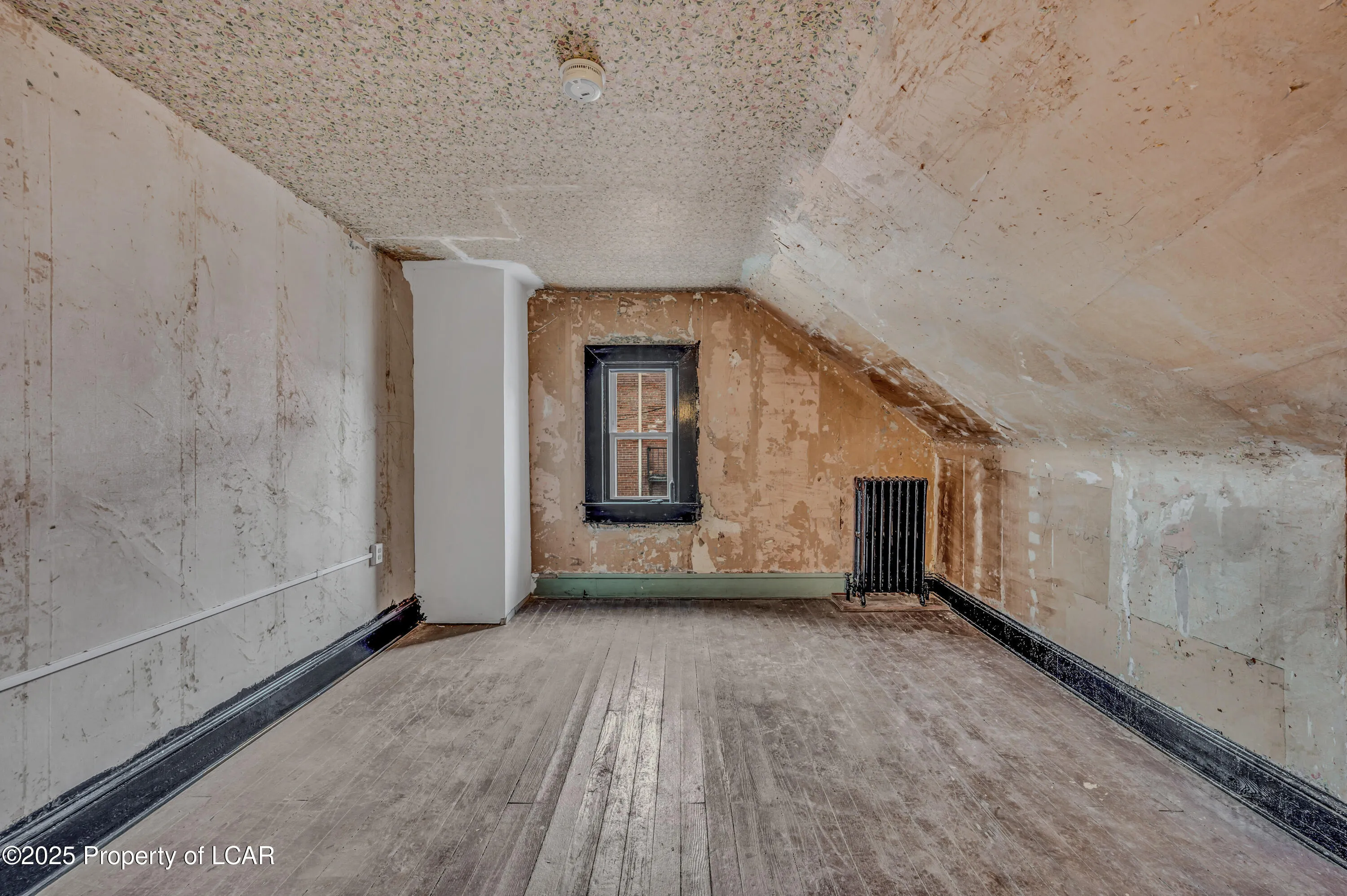 255-257 N Wyoming Street, Hazleton, PA 18202, ,Residential Income,For Sale,Wyoming,25-3164