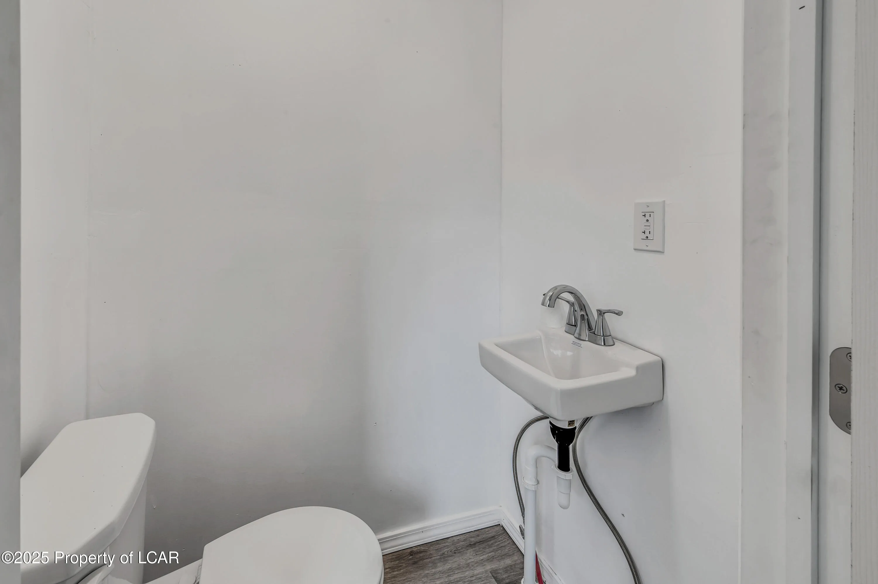 255-257 N Wyoming Street, Hazleton, PA 18202, ,Residential Income,For Sale,Wyoming,25-3164